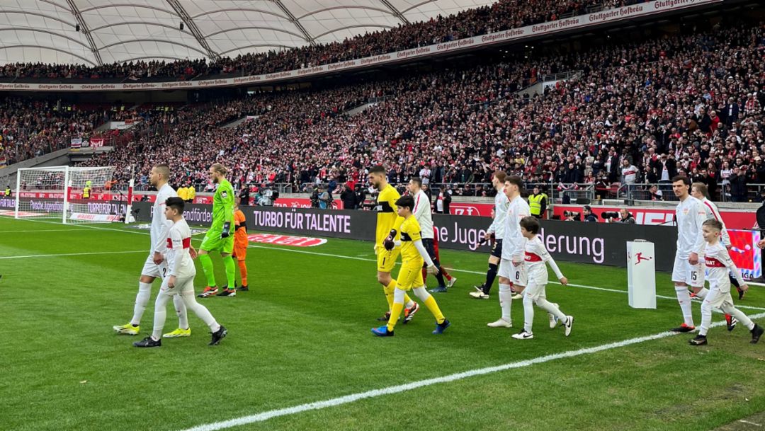 Einlaufkinder, VfB Stuttgart, 2024, Porsche AG