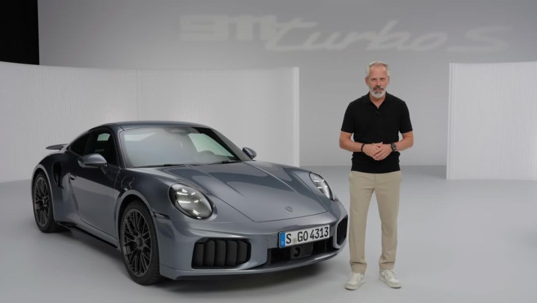 Frank Moser explica el nuevo 911 Turbo S