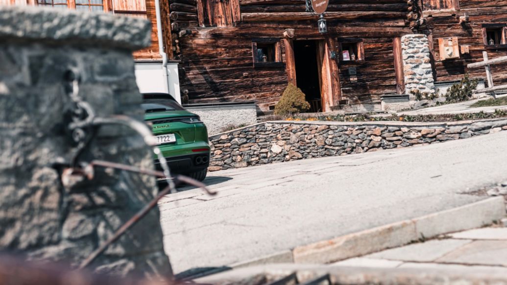 Panamera Turbo S E-Hybrid, Lenzerheide, Guarda Val, 2021, Porsche Schweiz AG