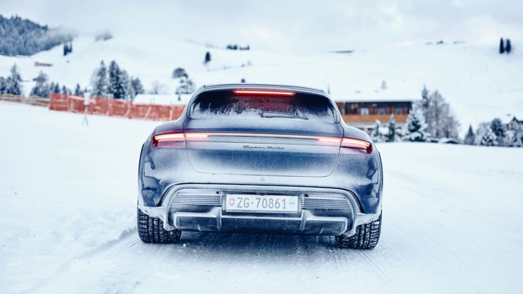 Taycan Turbo Cross Turismo, 2022, Porsche Schweiz AG