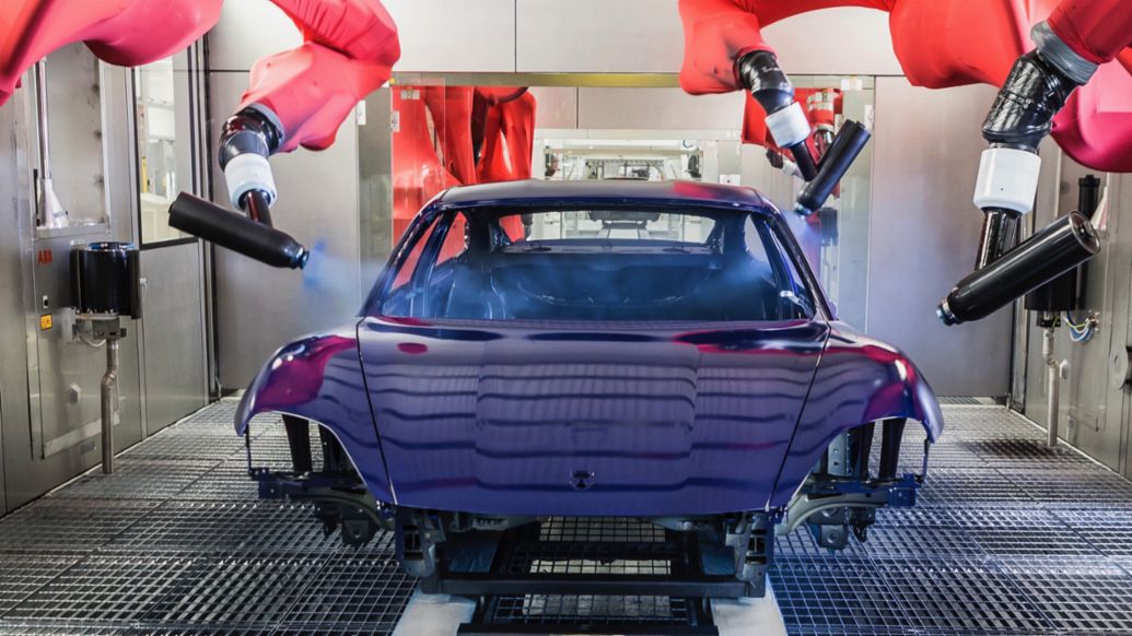 F&aacute;brica de Stuttgart-Zuffenhausen, taller de pintura, 2022, Porsche AG