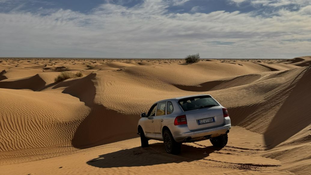 Mare di sabbia: Il paesaggio infinito fatto di dune del Sahara tunisino
