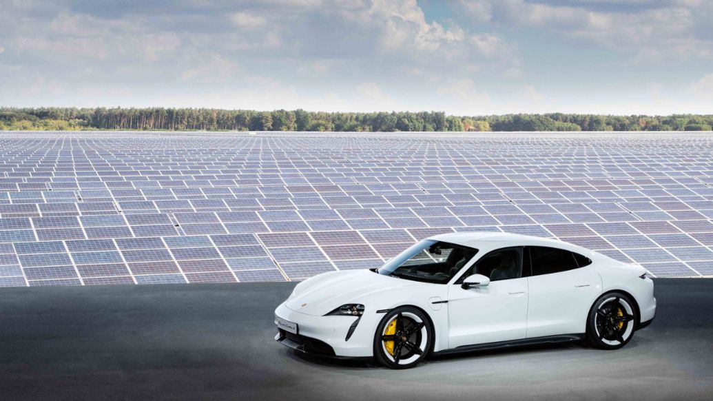 Taycan Turbo S, 2019, Porsche AG