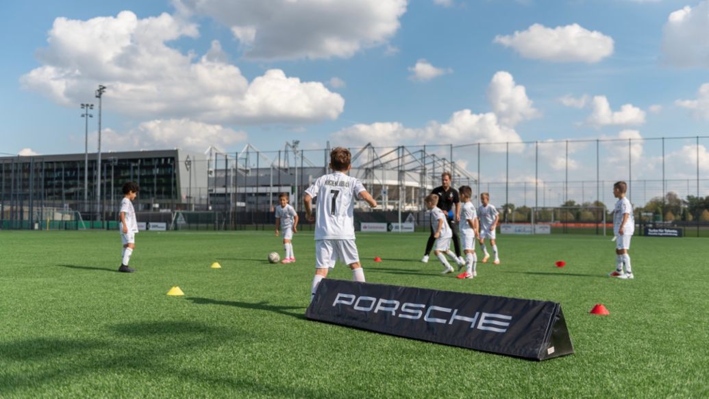 Borussia M&ouml;nchengladbach, 2021, Porsche AG