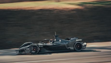 Competitive factor: The Porsche powertrain for Formula E