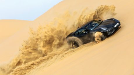 Porsche 911 Dakar aces test programme on gravel, sand and snow