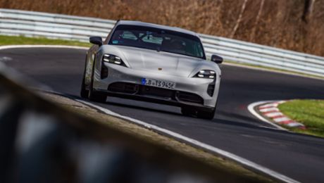Récord del Taycan en Nürburgring