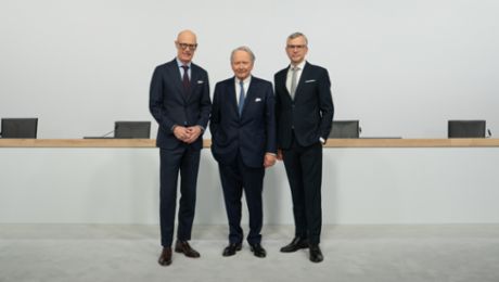 Porsche AG provides further insight into the three pillars of Strategy 2035