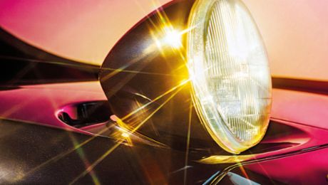 Lichtblick einer Epoche: der Klappscheinwerfer