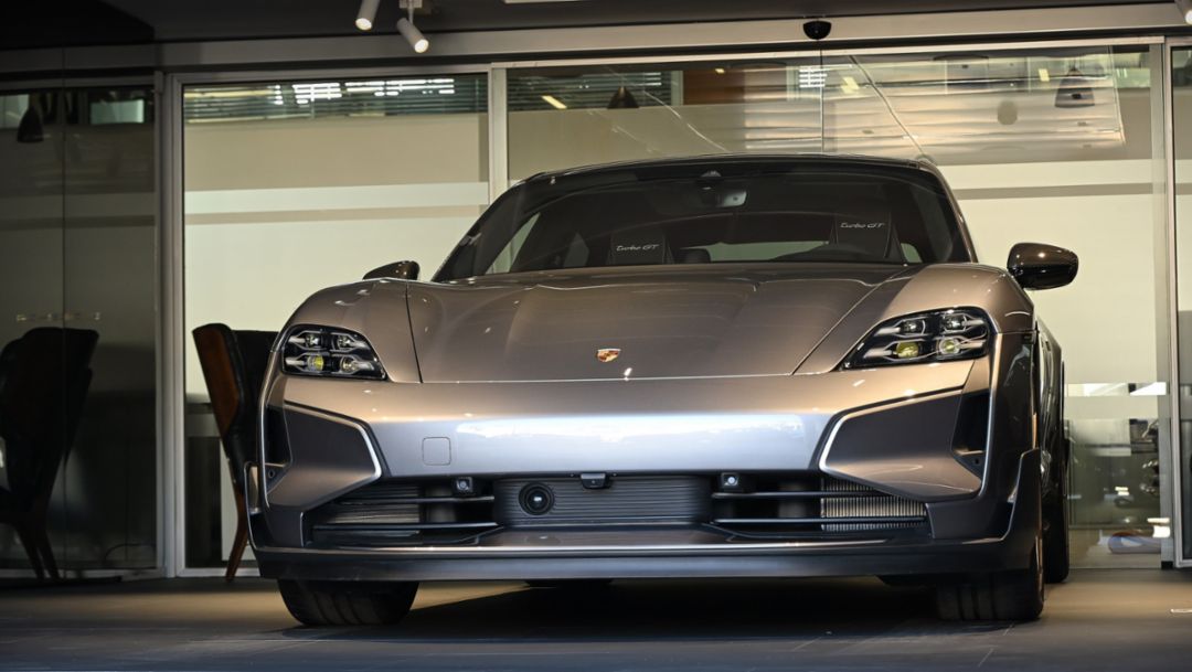 Taycan Turbo GT: El Porsche de serie más potente llega a Chile