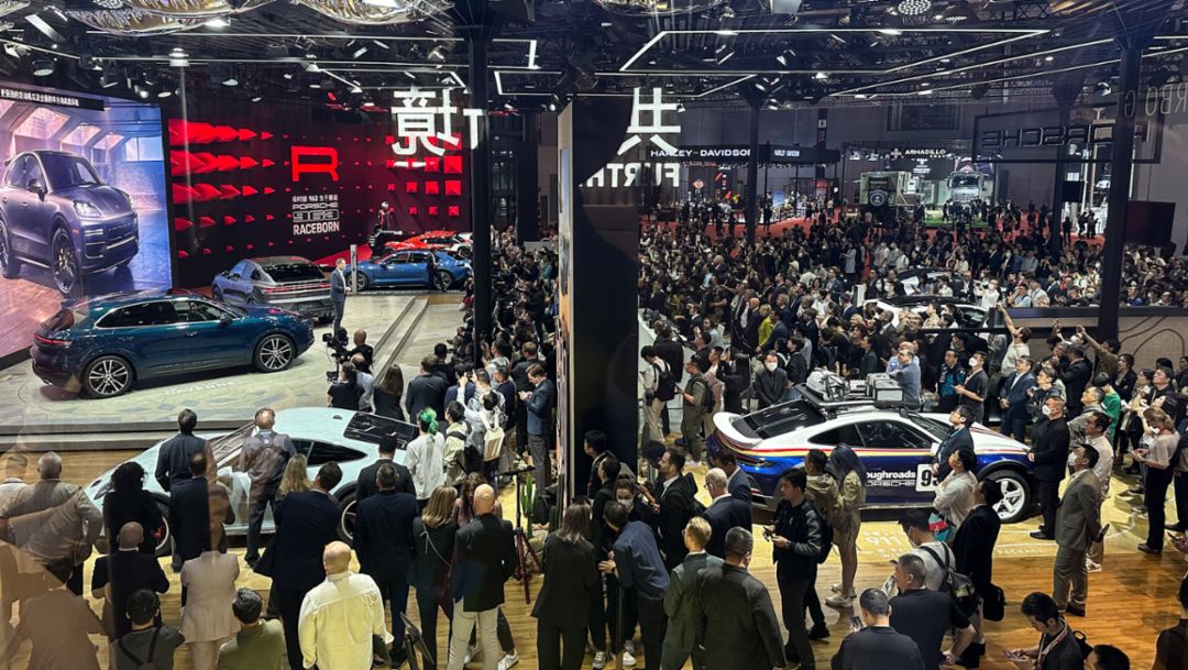 Porsche auf der Auto Shanghai 2023