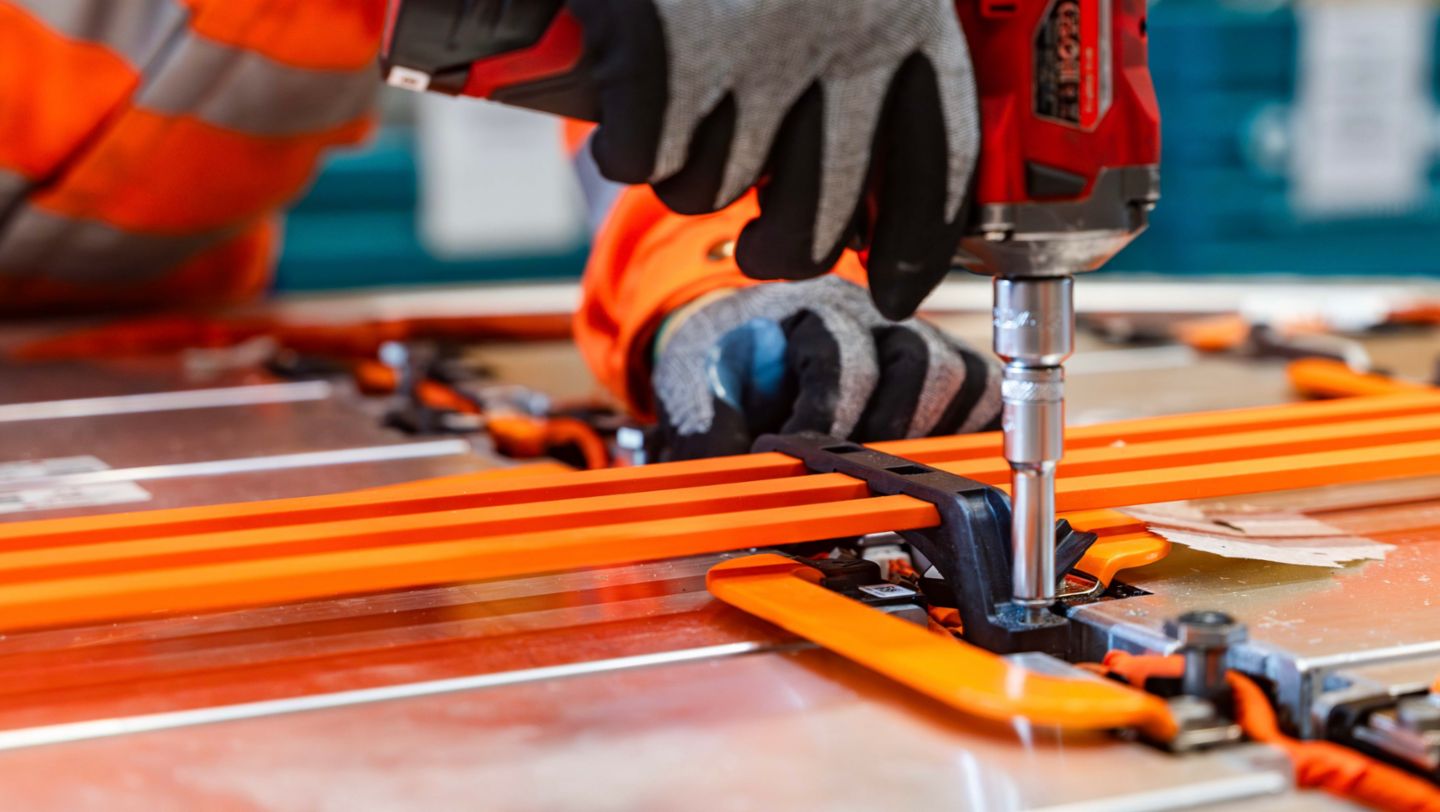 Hochvoltbatterie samt Leistungselektronik, 2026, Porsche Schweiz AG