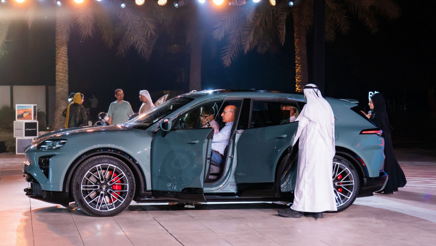 Cayenne Turbo Electric, Exclusive Suhoor Event, Porsche Centre Abu Dhabi, 2026, Porsche Middle East