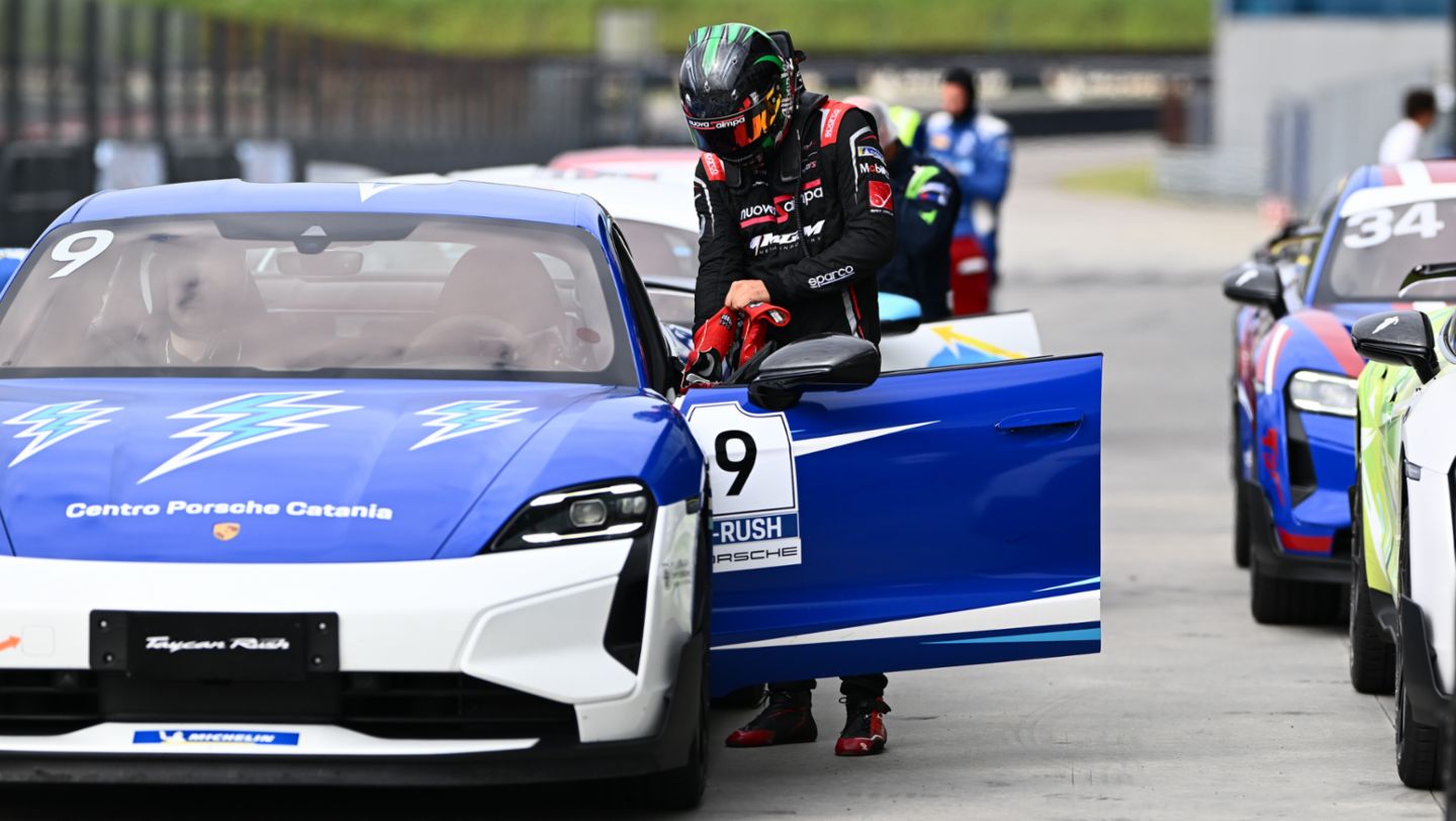 PIT26_0221: Sportscar Together Day: la community Porsche si è riunita al Porsche Experience Center Franciacorta
