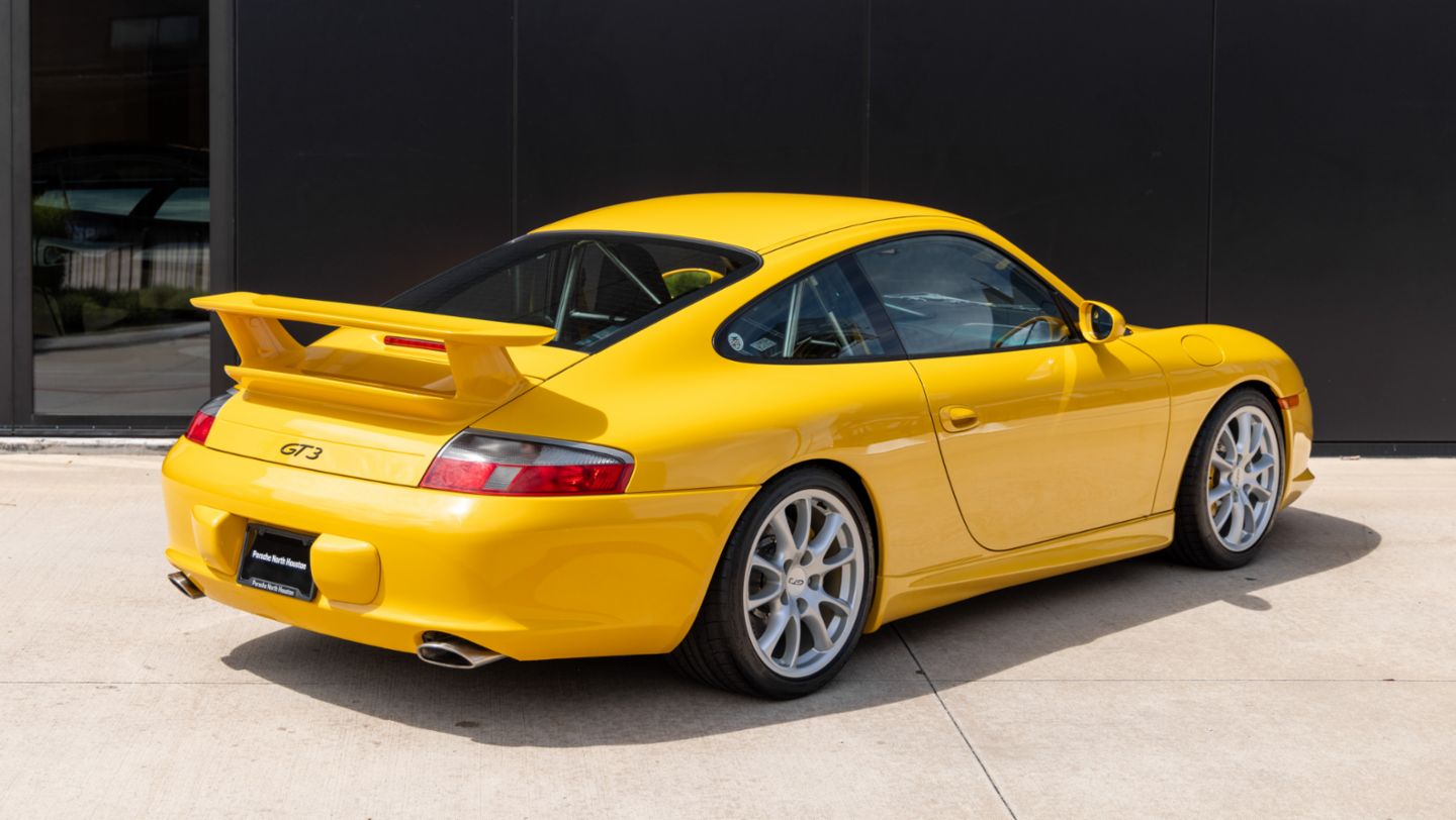 Restoration National Champion: Porsche North Houston 2004 Porsche 911 GT3