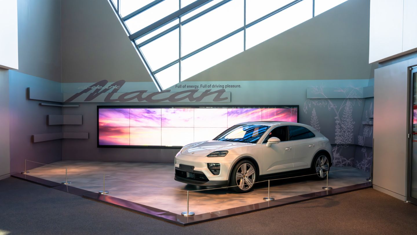 Porsche Experience Centers welcome the new Macan Electric to the track