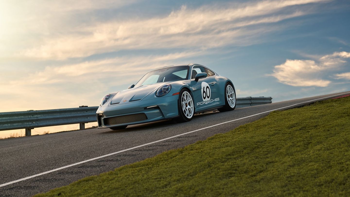 Porsche and RM Sotheby’s to auction rare 911 S/T to support the American Red Cross 