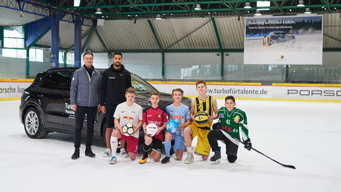 Sami Khedira, 2021, Porsche AG
