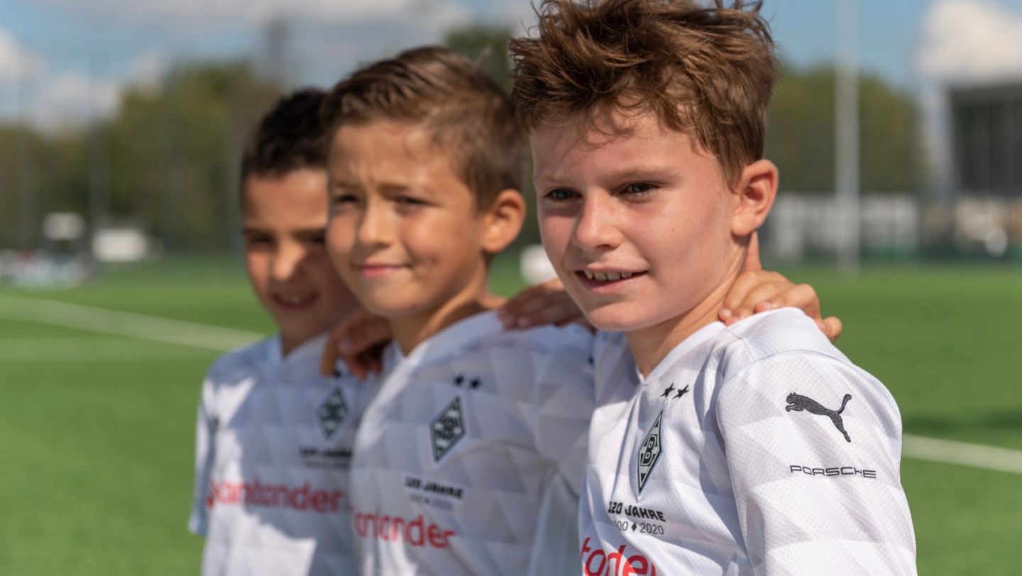 Borussia Mönchengladbach, 2021, Porsche AG