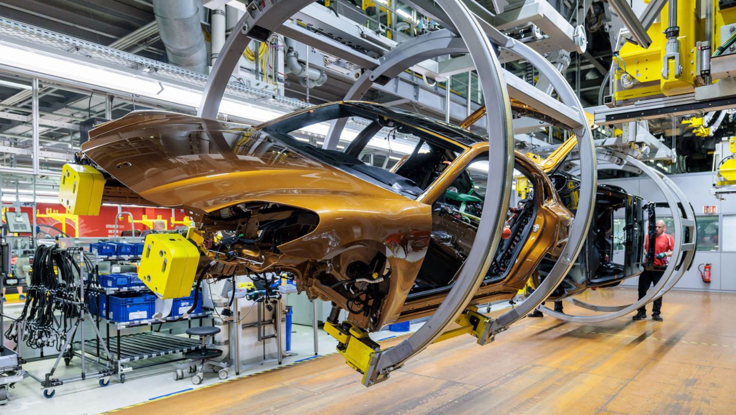 Assembly, Porsche plant Leipzig, 2024, Porsche AG