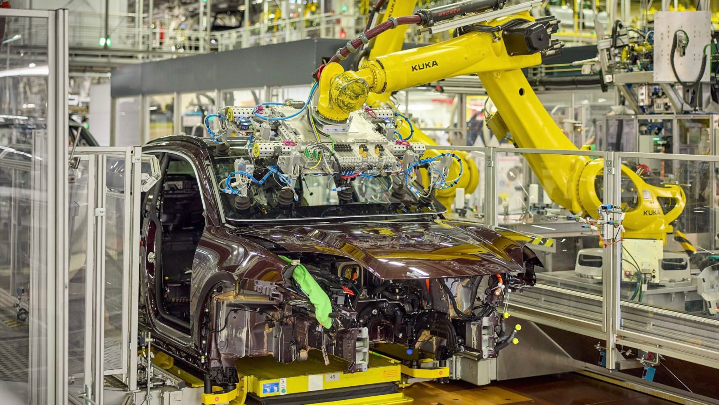 Assembly, Porsche plant Leipzig, 2024, Porsche AG
