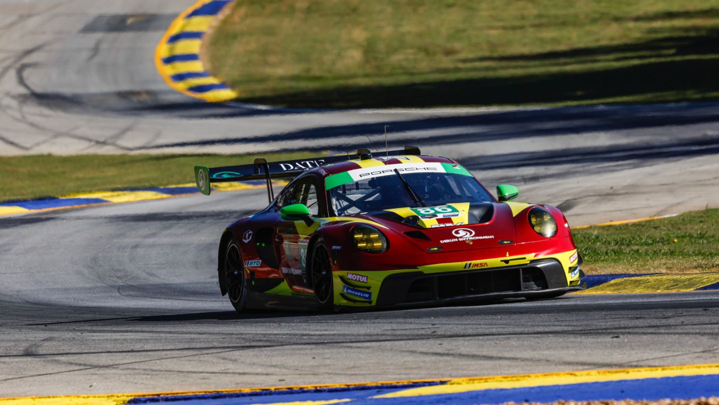 Porsche 911 GT3 R, MDK Motorsports (#86), Anders Fjordbach (DK), Kerong Li (CHN), Klaus Bachler (A), IMSA, Road Atlanta, USA, 2024, Porsche AG