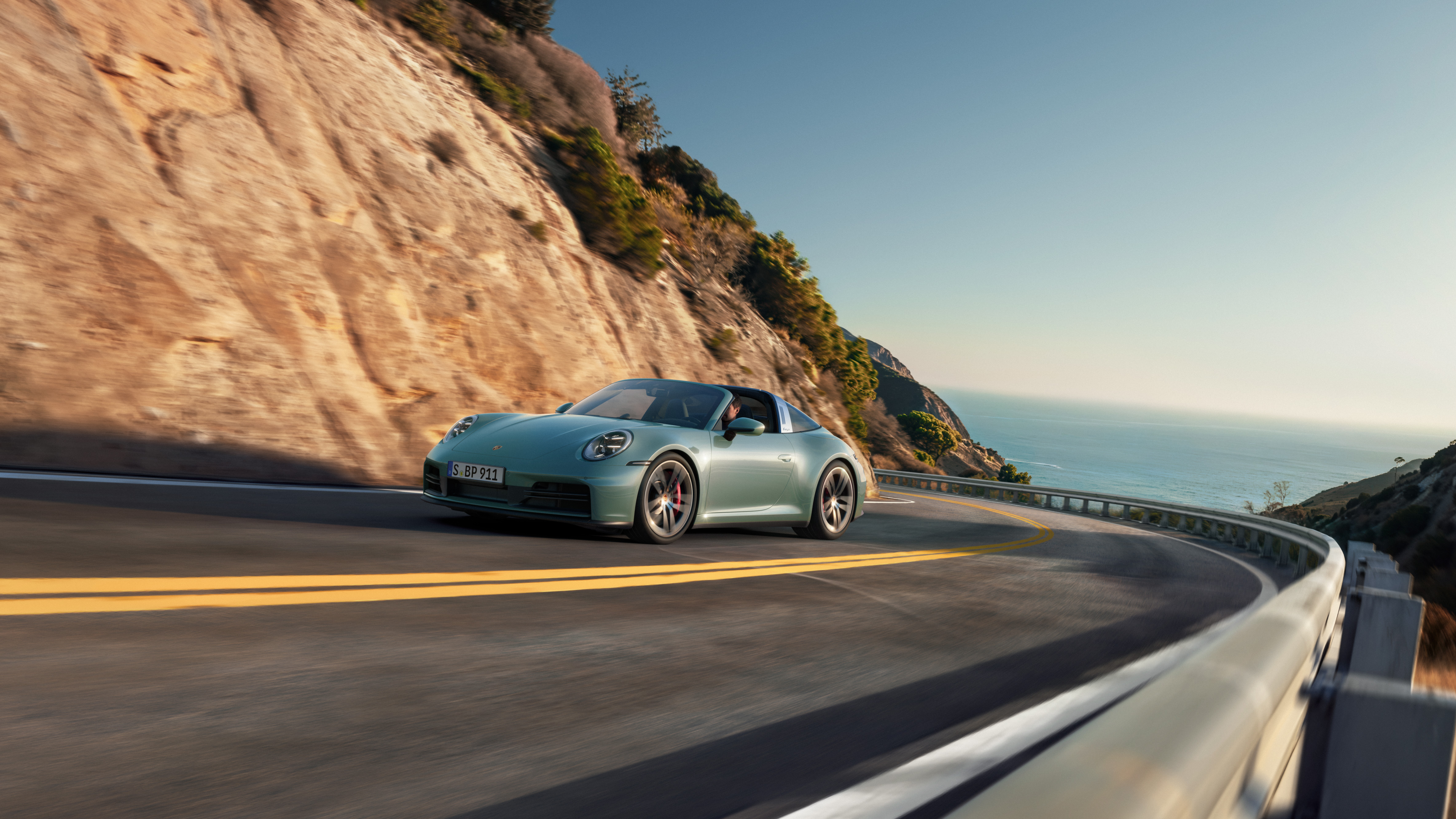 Porsche announces three new 911 model variants with all-wheel drive and 473 hp